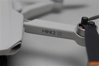DJI Mini 2 SE Camera Drone - Gray